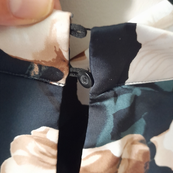 RW&CO - Picture 6 of 6